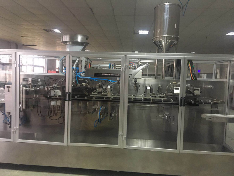 hij-2600-automatic-horizontal-packing-machine-4