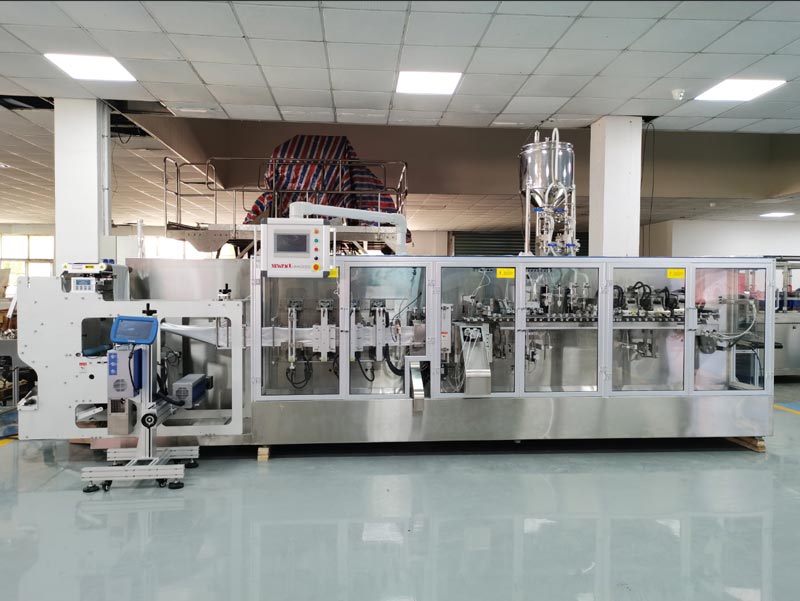 hij-2000-doypack-horizontal-packing-machine-7